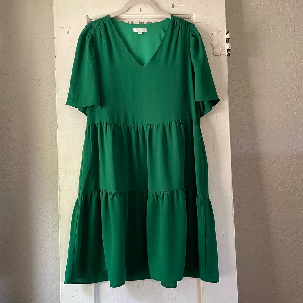 JADE Melody Tam size Small Kelly Green Swing‎ Tiered Dress